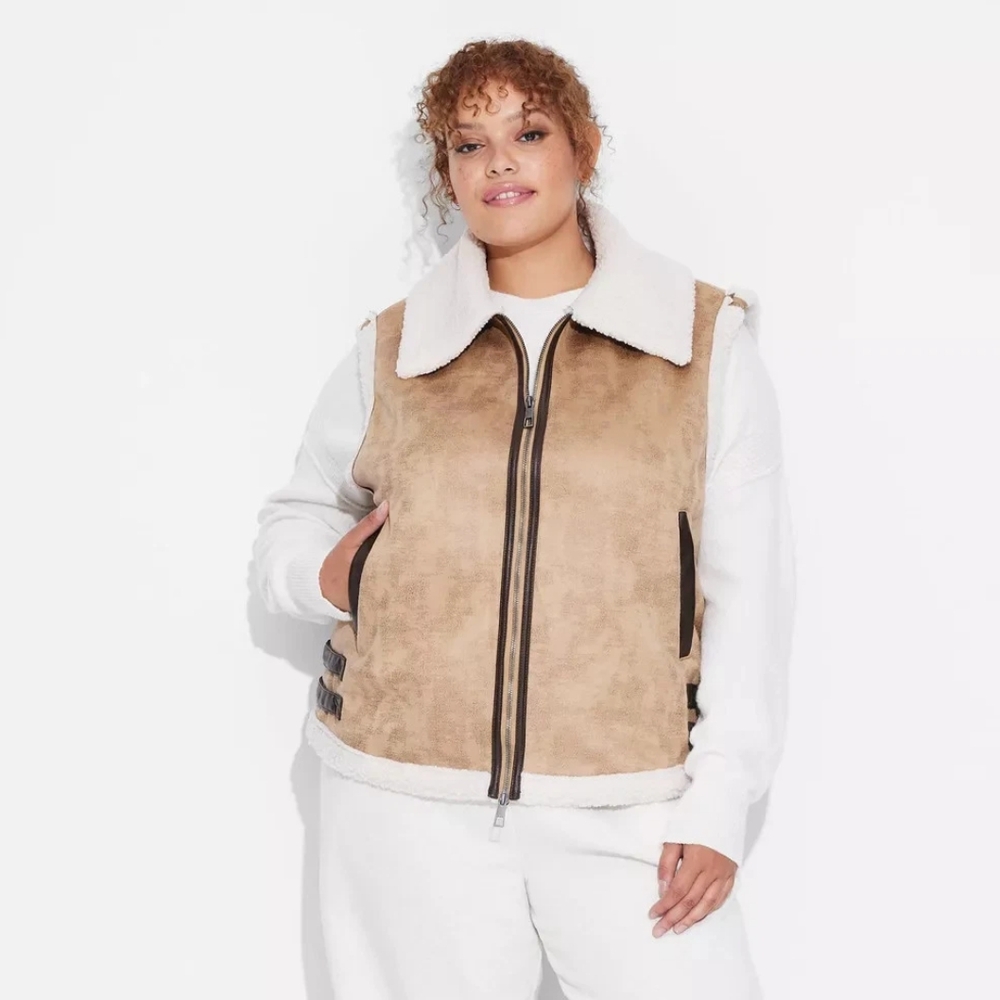 NWT Tan and White Shearling Vest Size 3X